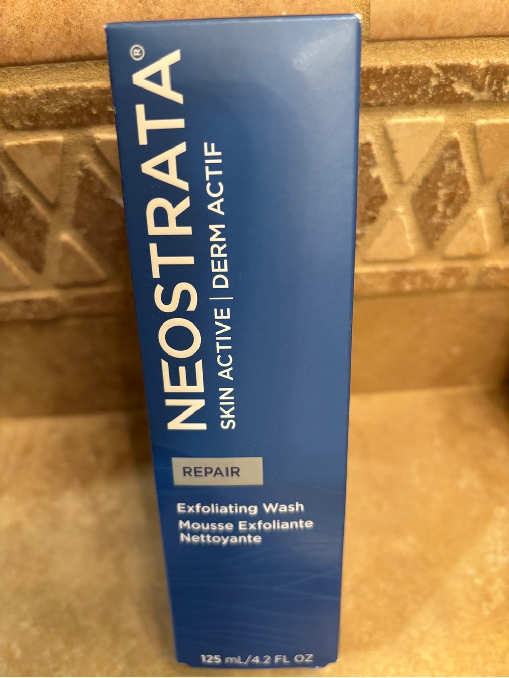Neostrata Skin Active Repair Exfoliating Wash 4.2 oz NEW